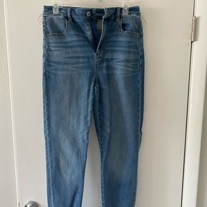 American Eagle Curvy Skinny High-Waisted Jeans